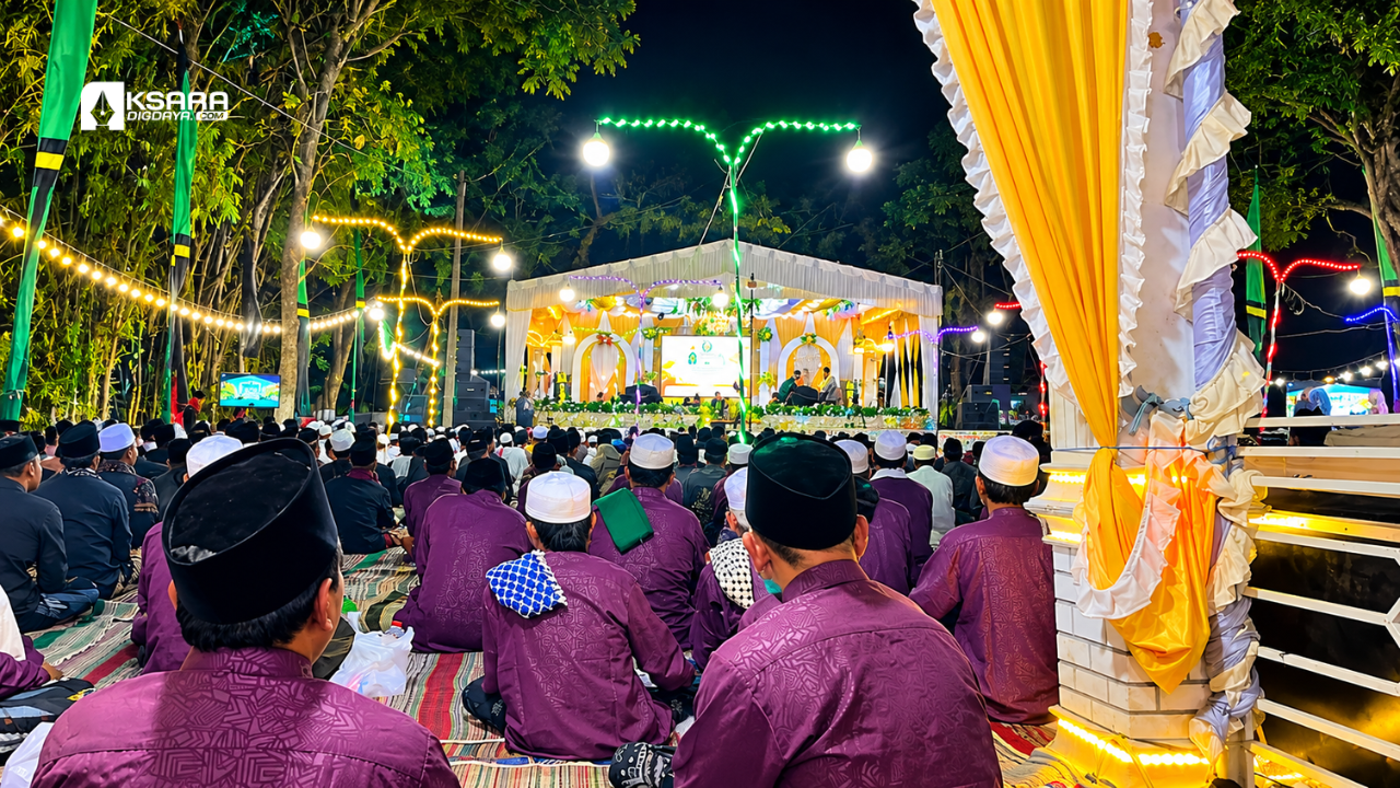 Lautan Jamaah Padati Masjid Al-Muqaddimah, Perayaan Maulid Nabi Sukses Satukan Berbagai Majelis